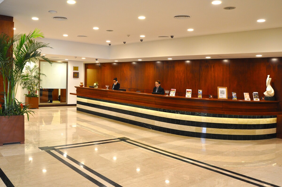 Mostrador de check-in y check-out