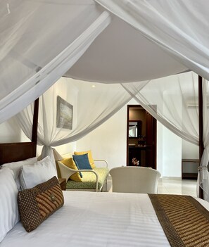 Suite, Pool View - Villa Puriartha Ubud (Ubud)