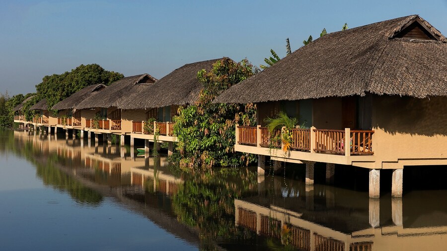 Mekong Riverside Boutique Resort & Spa