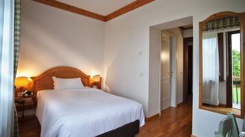 Bureau, Wi-Fi gratuit, draps fournis