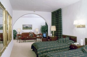 Minibar, cortinas opacas, sistema de insonorización y cunas gratuitas