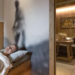 Sauna, steam room, body treatments, aromatherapy, Thai massages