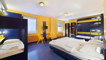 Allergikerbettwaren, Zimmersafe, Schreibtisch, schallisolierte Zimmer