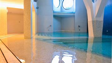 Ruang perawatan pasangan, sauna, hot tub, ruang uap, dan perawatan tubuh