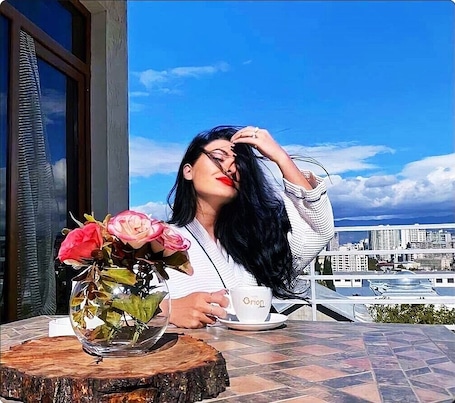 Apartamento, vistas a la ciudad | 1 dormitorio, ropa de cama de alta calidad, minibar y caja fuerte. Orion Tbilisi