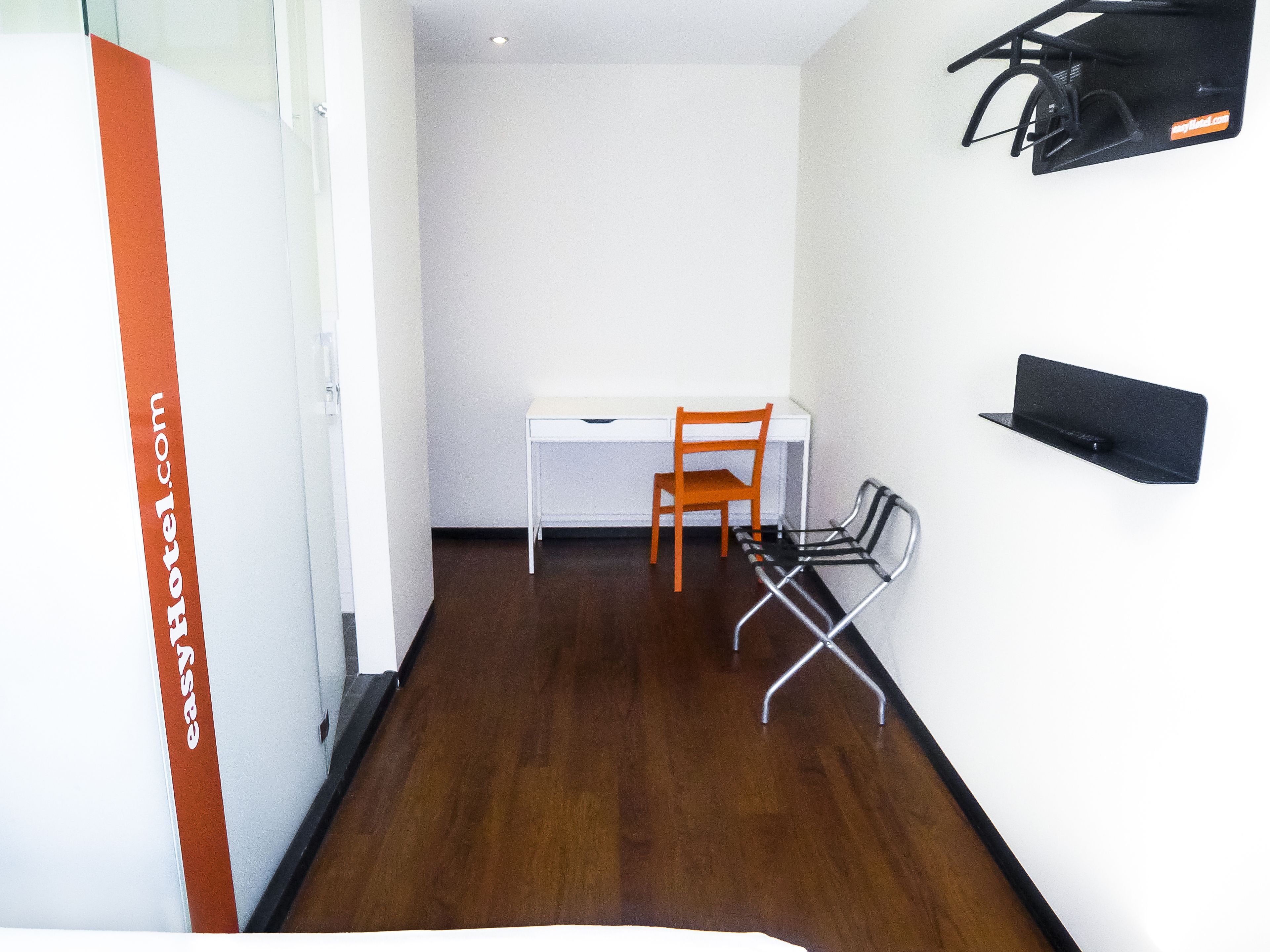 Photo - easyHotel The Hague City Centre