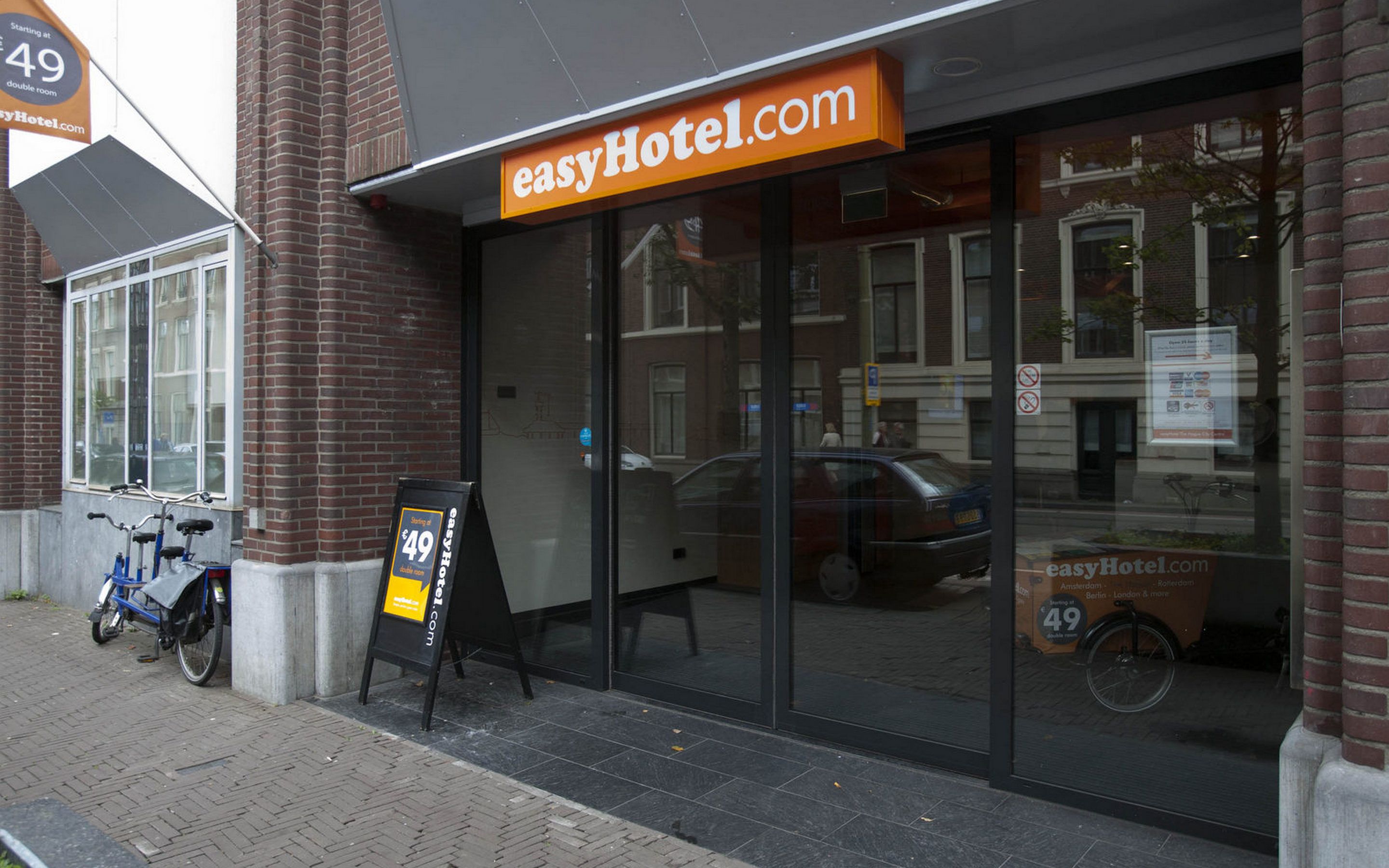Photo - easyHotel The Hague City Centre