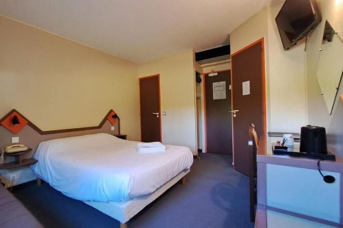 Standard Double Room (douche)
