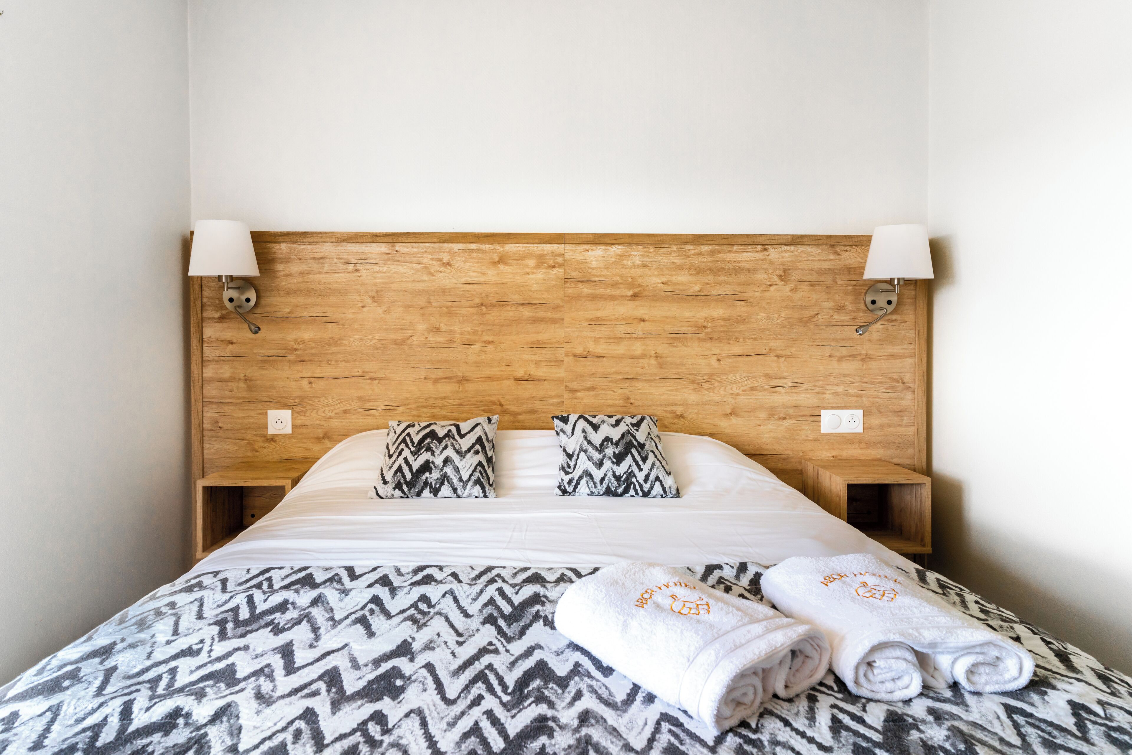 double room, accessible | 1 bedroom, desk, soundproofing, iron/ironing board