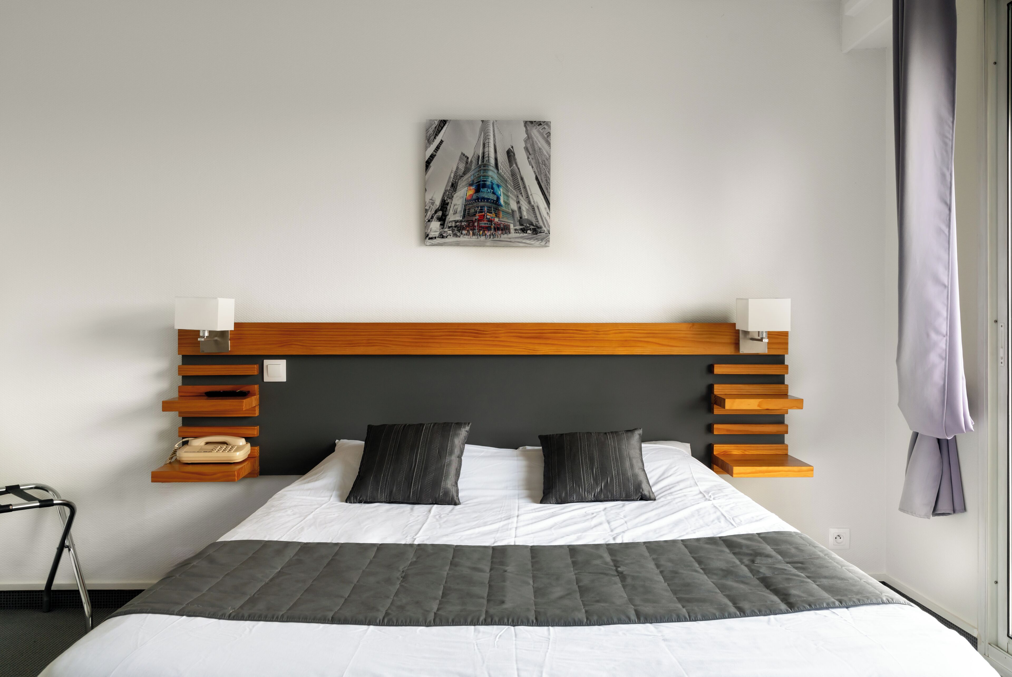 deluxe double room | 1 bedroom, desk, soundproofing, iron/ironing board