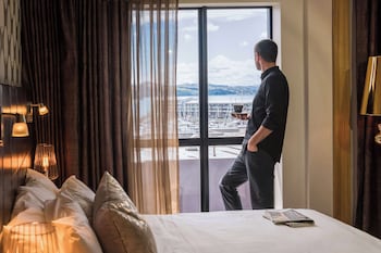 Museum Apartment Hotel, Independent Collection by EVT