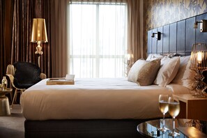 In-room safe, desk, iron/ironing board, free WiFi
