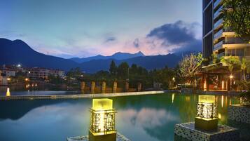 Indoor pool, outdoor pool