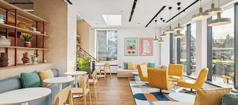 Garner Edinburgh Haymarket by IHG