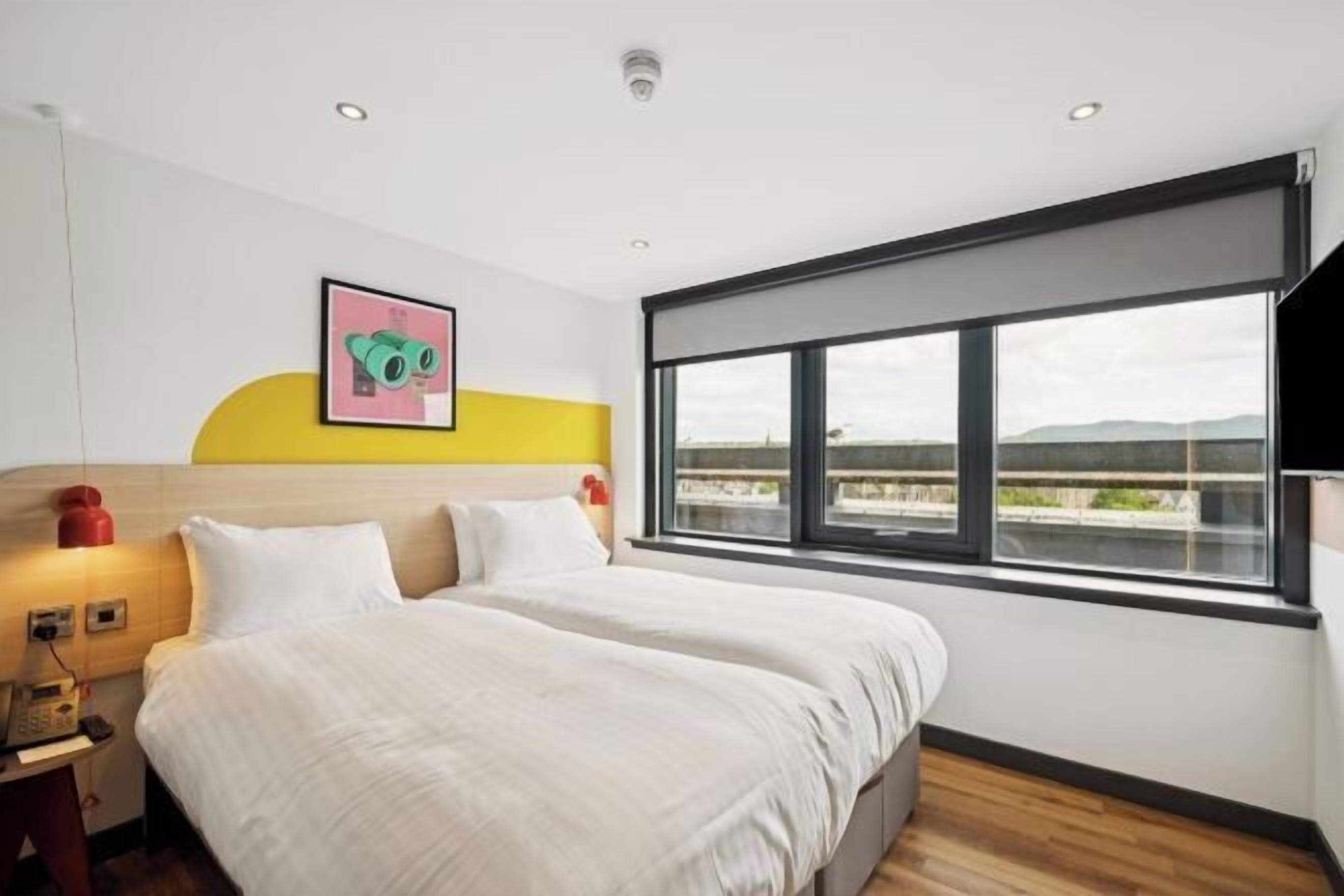 Wi-Fi ฟรี, ผ้าปูที่นอน