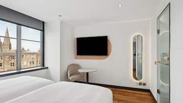 Free WiFi, bed sheets