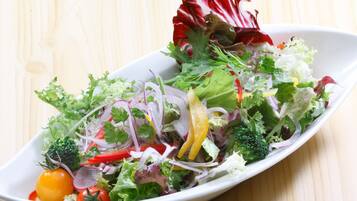 Daily to-go breakfast (JPY 1650 per person)