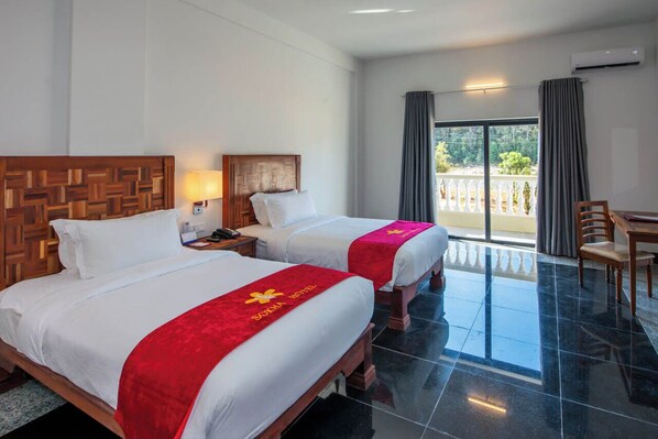 Champei Twin | 1 bedroom, in-room safe, desk, bed sheets
