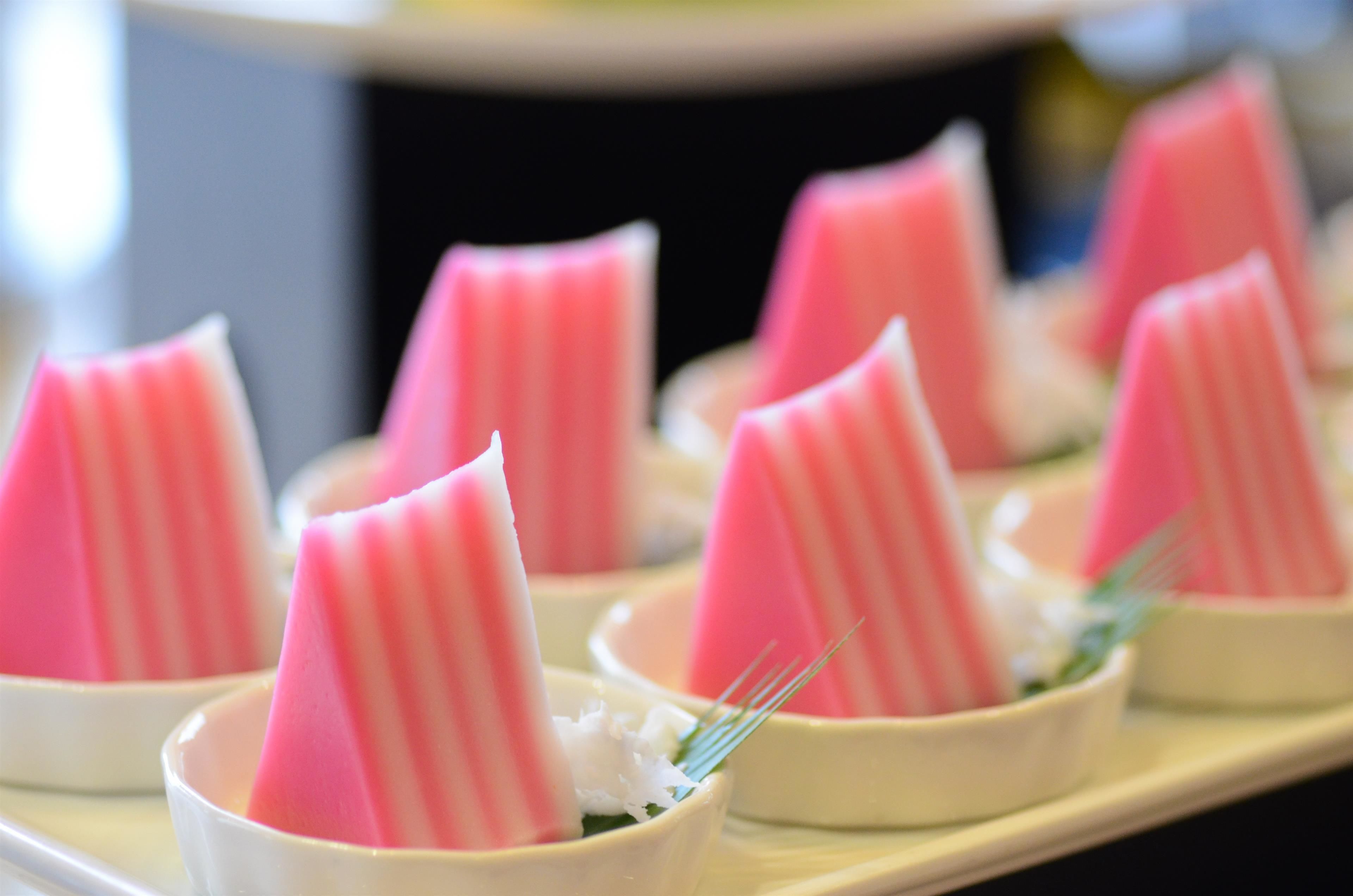 Breakfast, lunch, dinner served; international cuisine, garden views 