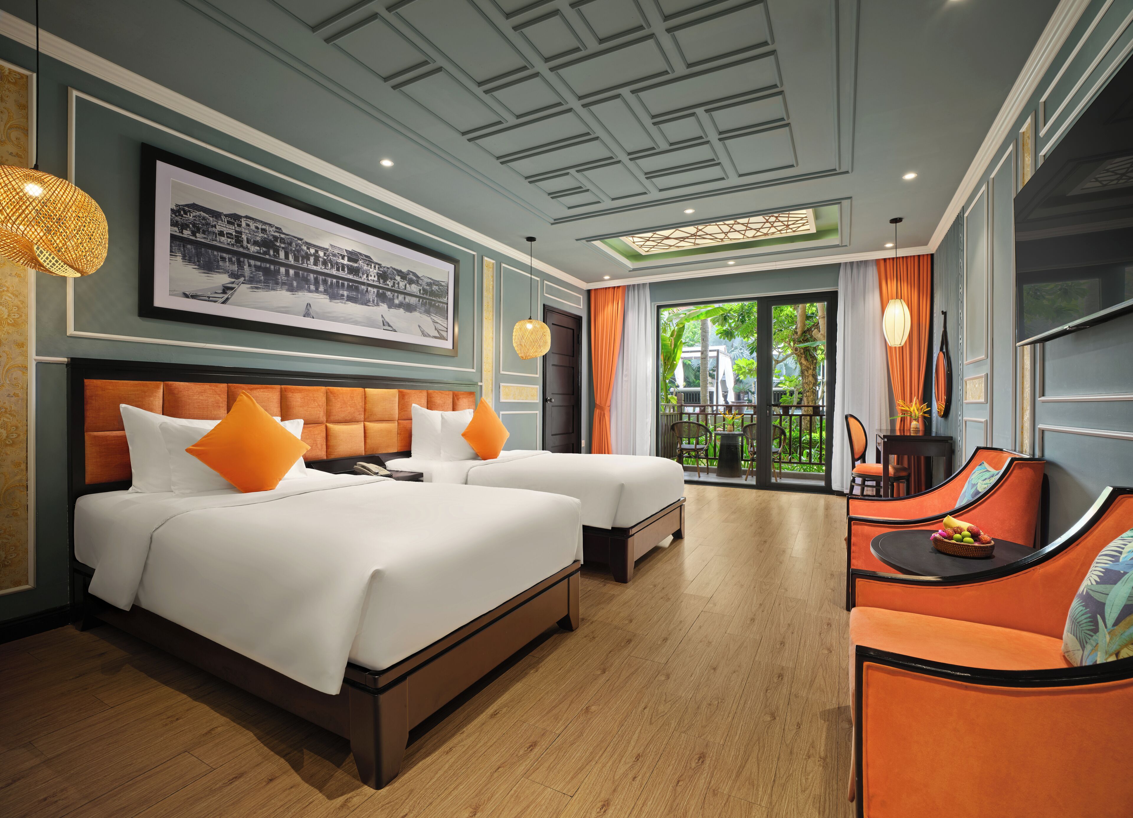 Down comforters, minibar, in-room safe, desk