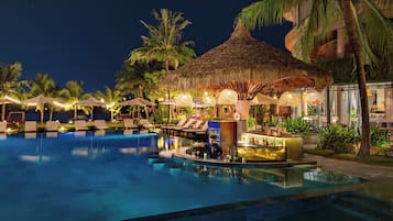 Poolside bar