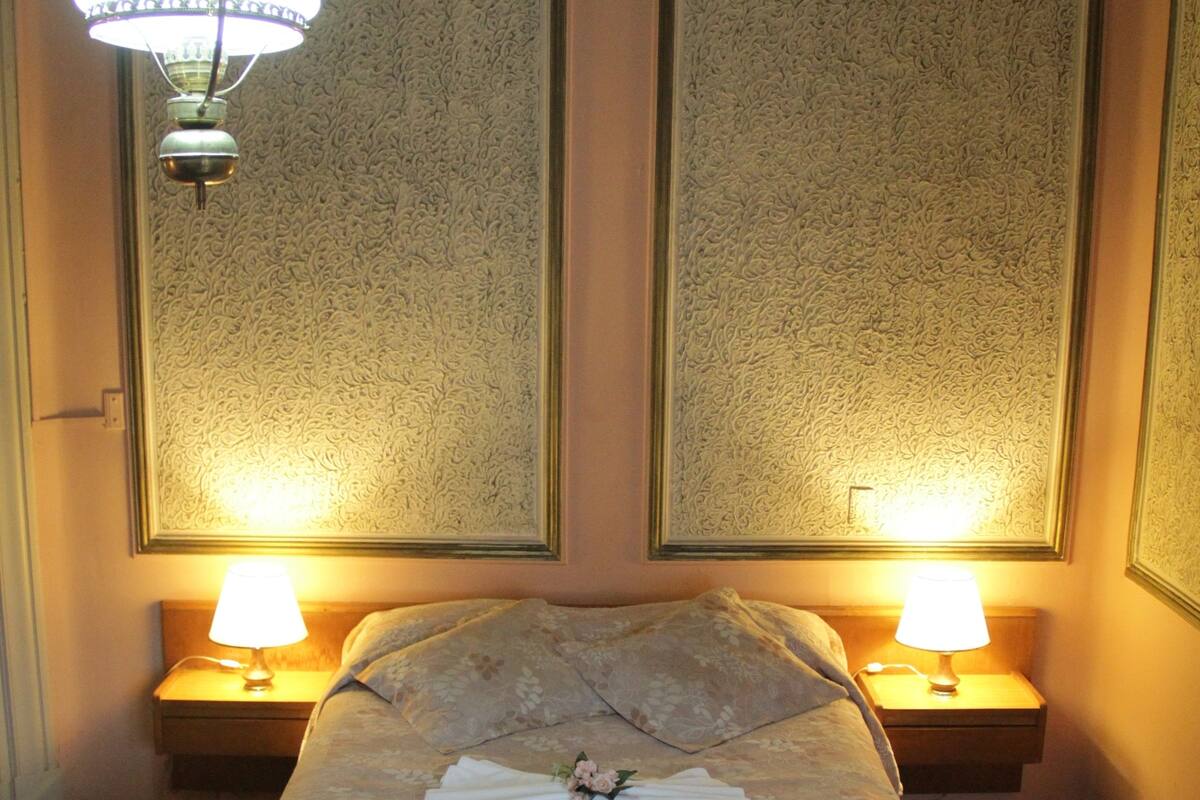 In-room safe, free cots/infant beds, free WiFi
