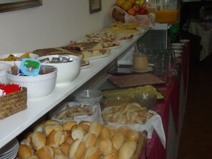Petit déjeuner buffet compris tous les jours