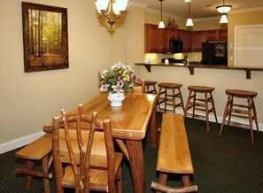 Essbereich im Zimmer