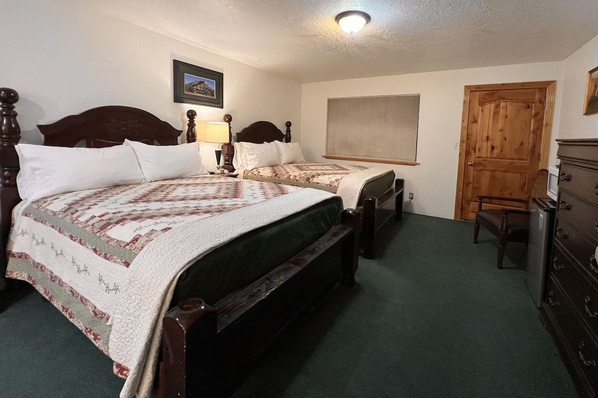Deluxe-Zimmer, 2 Queen-Betten