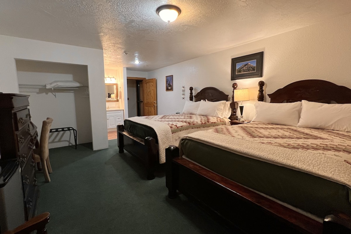 1 bedroom, premium bedding, memory foam beds, soundproofing