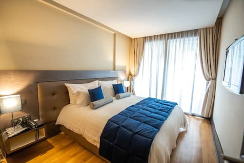 1 chambre, literie de qualité supérieure, couette en duvet d'oie