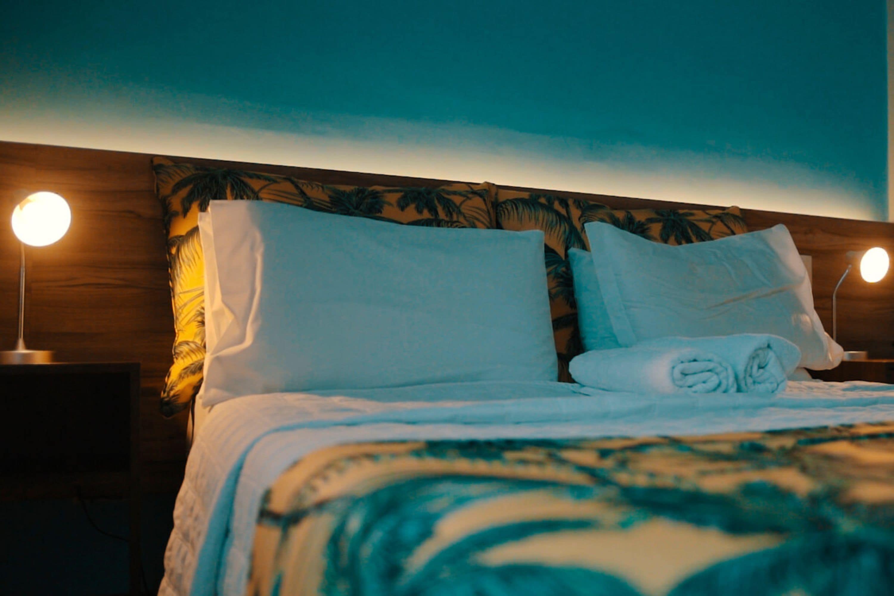 minibar, individually decorated, individually furnished, desk