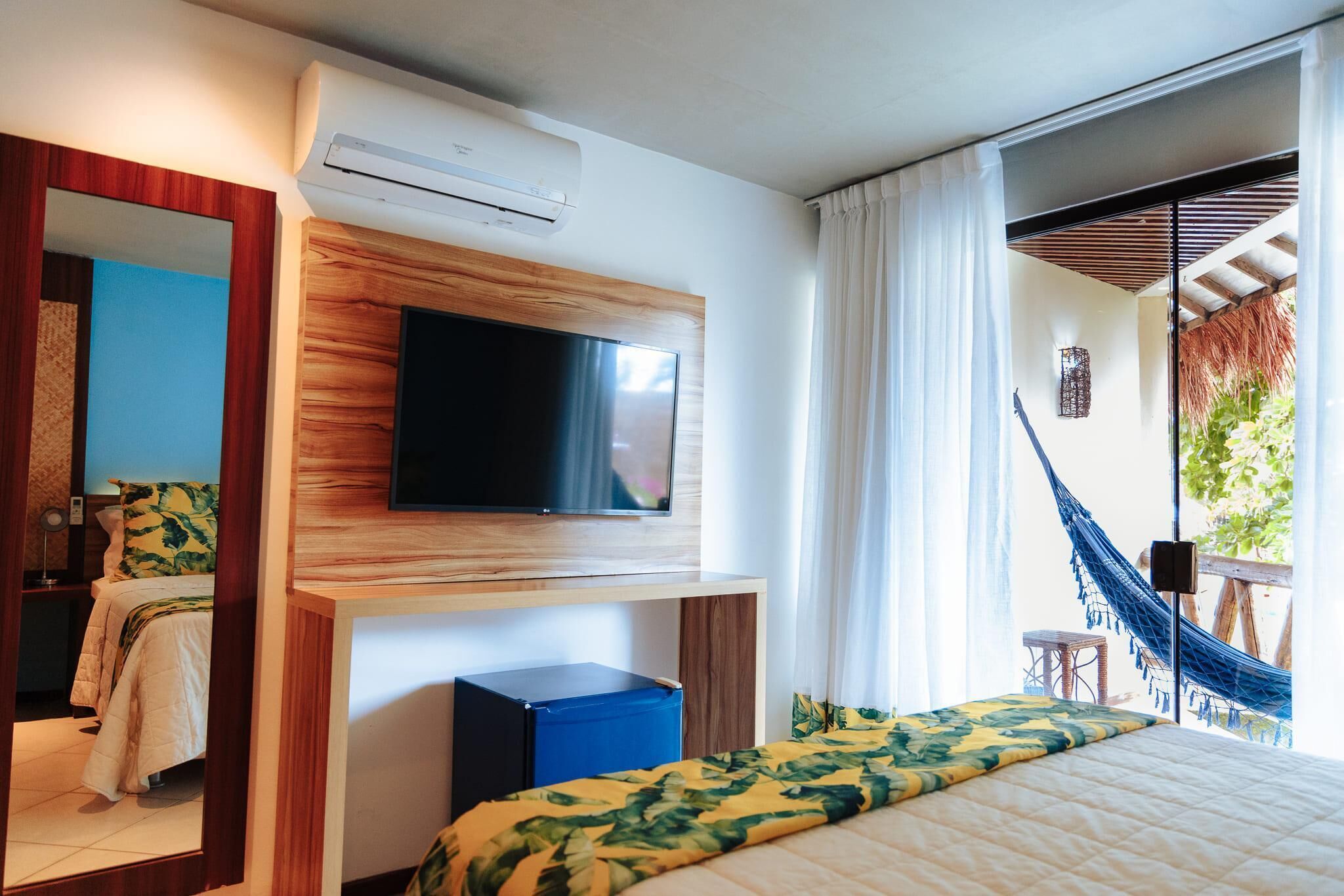 Minibar, trang trí khác biệt, trang bị nội thất với thiết kế riêng biệt 
