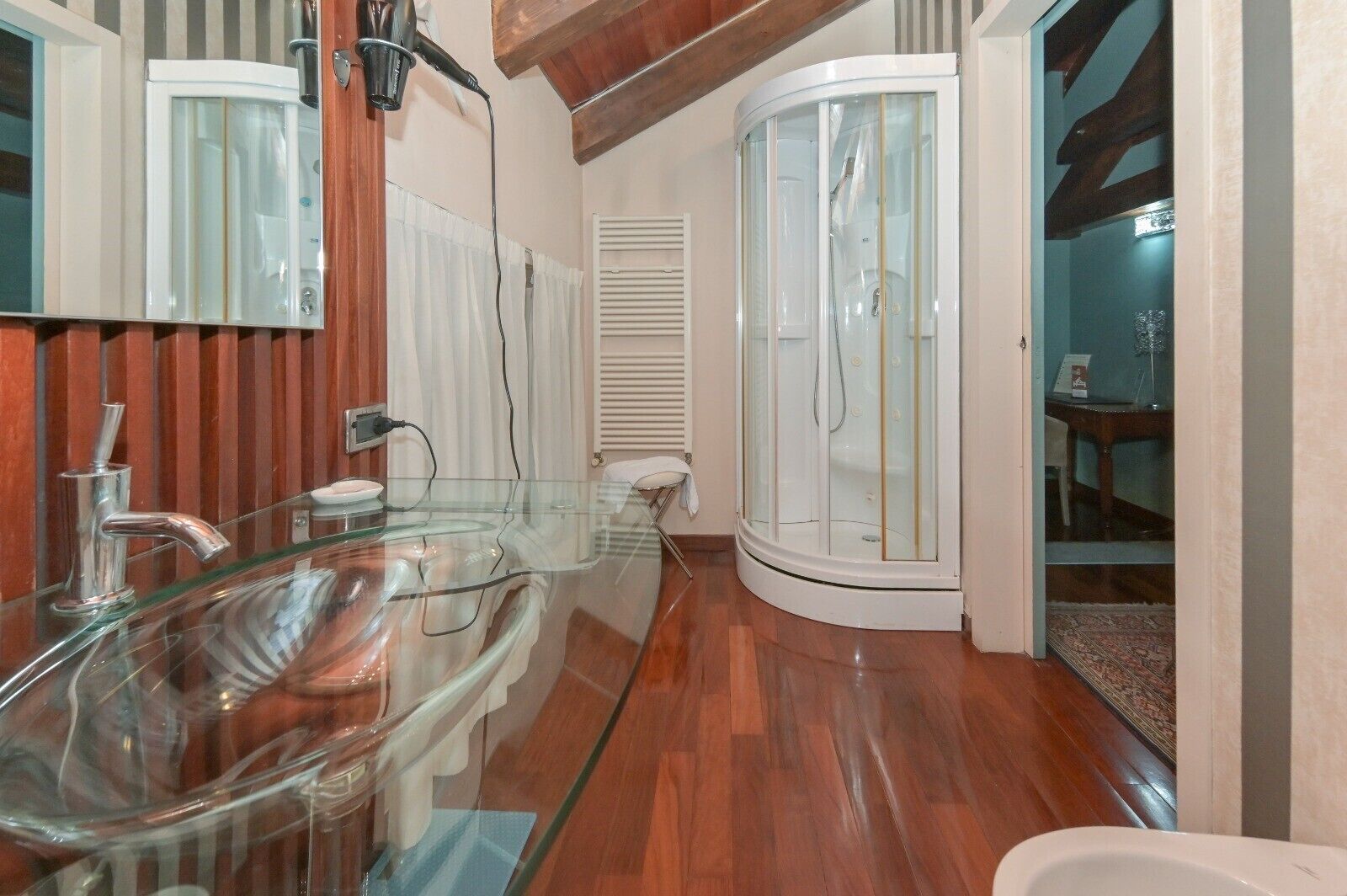 classic room | room amenity