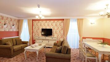 1 Schlafzimmer, Allergikerbettwaren, individuell dekoriert