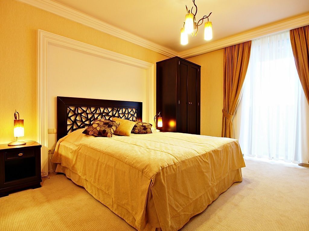 1 makuuhuone, allergiatestatut vuodevaatteet, yksilöllisesti sisustettu