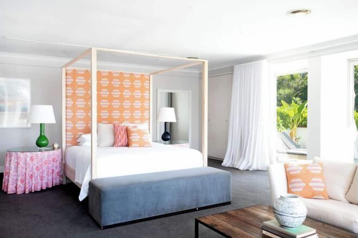 Allergikerbettwaren, Zimmersafe, Schreibtisch