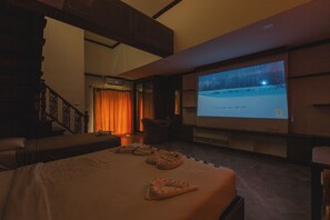 Nhà Duplex dành cho gia đình | 1 phòng ngủ, két bảo mật tại phòng, bàn, màn/rèm cản sáng