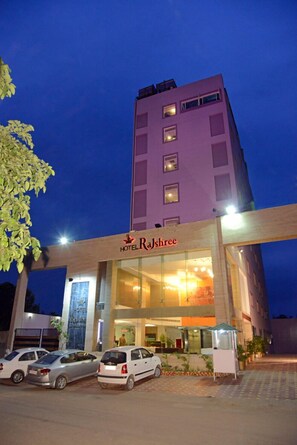 Exterior - Hotel Rajshree (Chandigarh)
