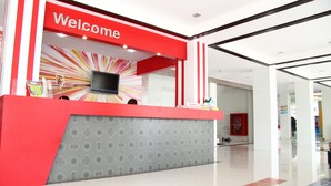 منصة إجراءات تسجيل الوصول/المغادرة