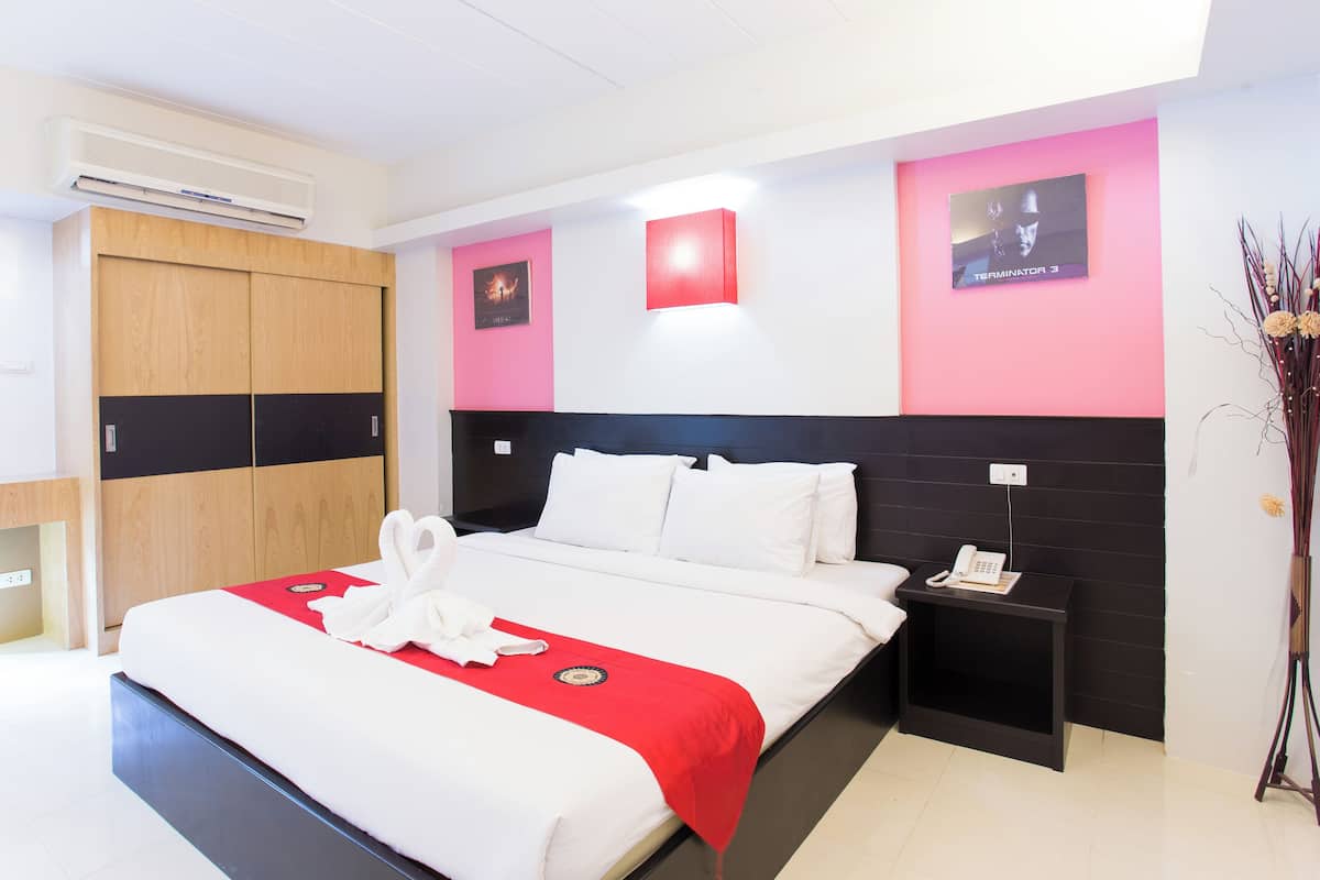 Deluxe Twin Room | Biancheria da letto di alta qualità, materassi Select Comfort, minibar