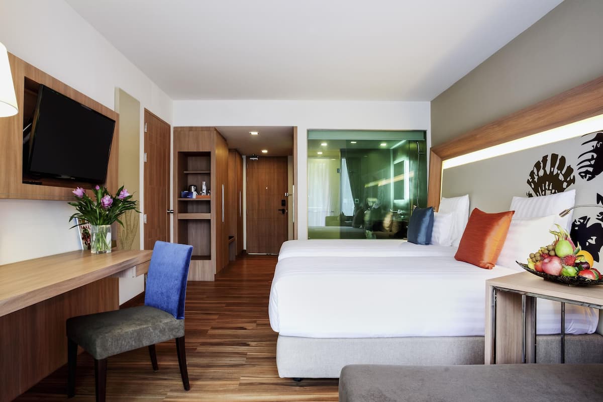 1 bedroom, minibar, in-room safe, desk