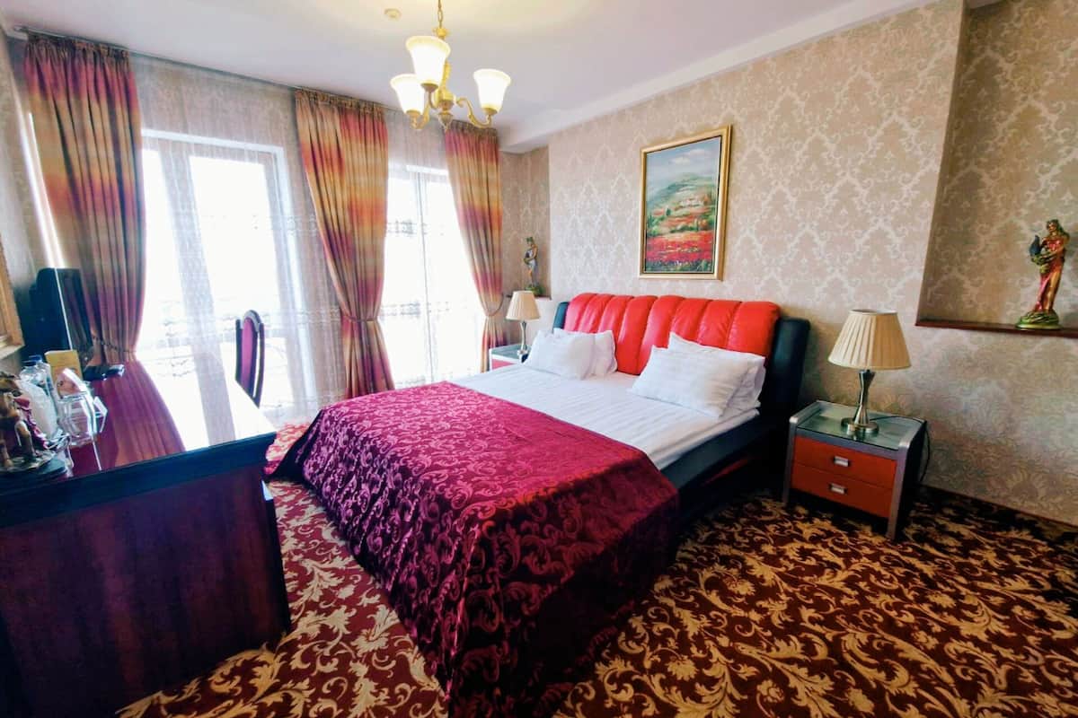 Chambre Exclusive, 1 grand lit, balcon, vue ville | 1 chambre, draps en coton égyptien, literie de qualité supérieure