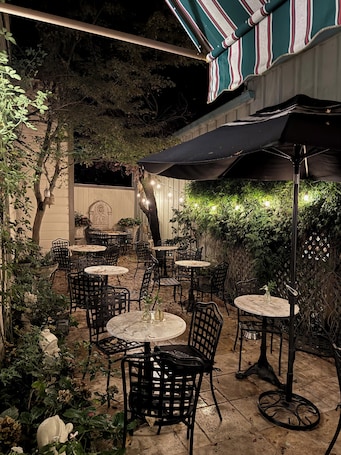 Terrace/patio. Hotel St. Helena