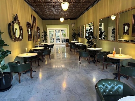 Bar (on property). Hotel St. Helena