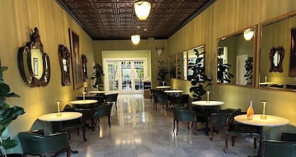 Hotel St. Helena