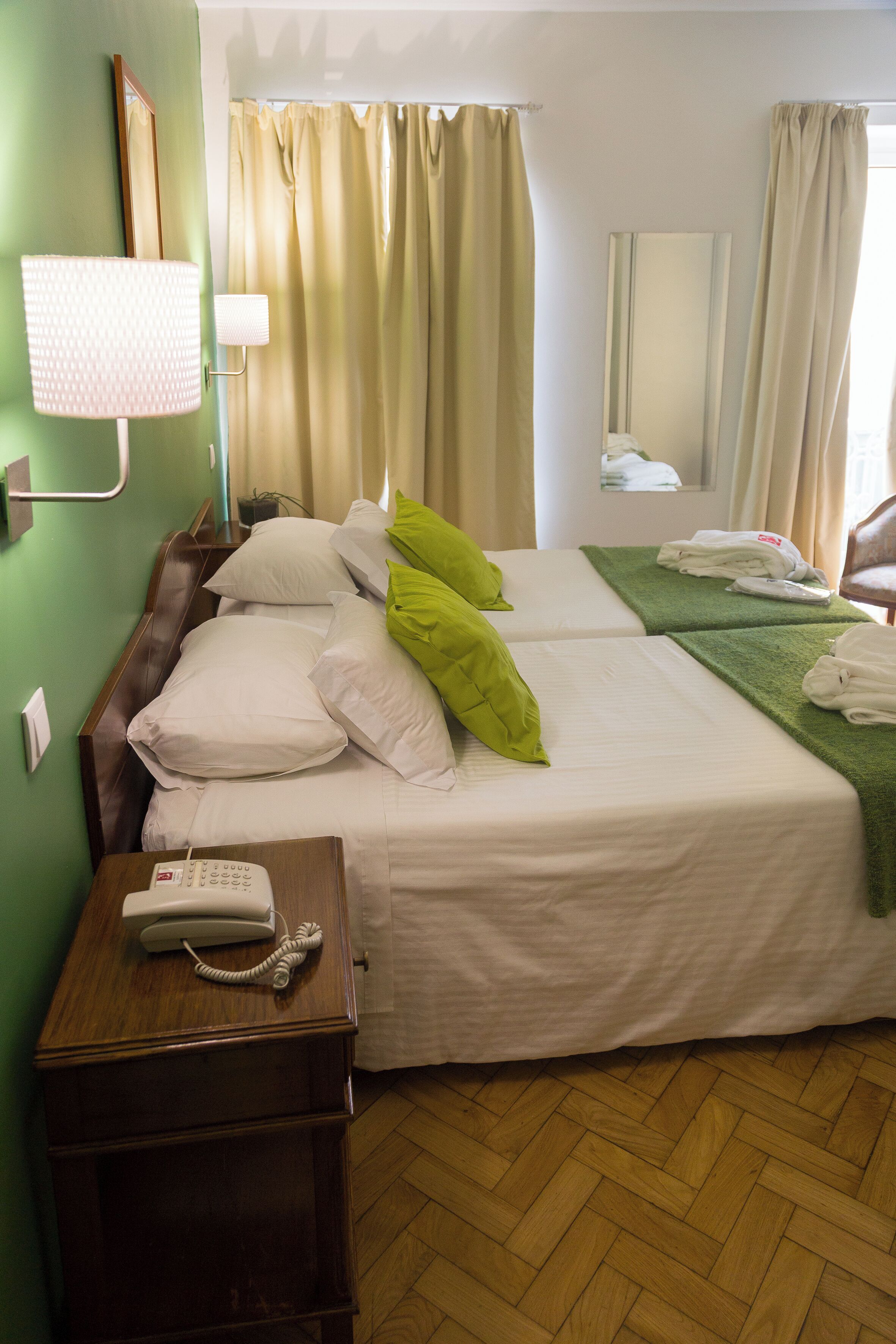 Bathtub, free toiletries, hair dryer, bathrobes