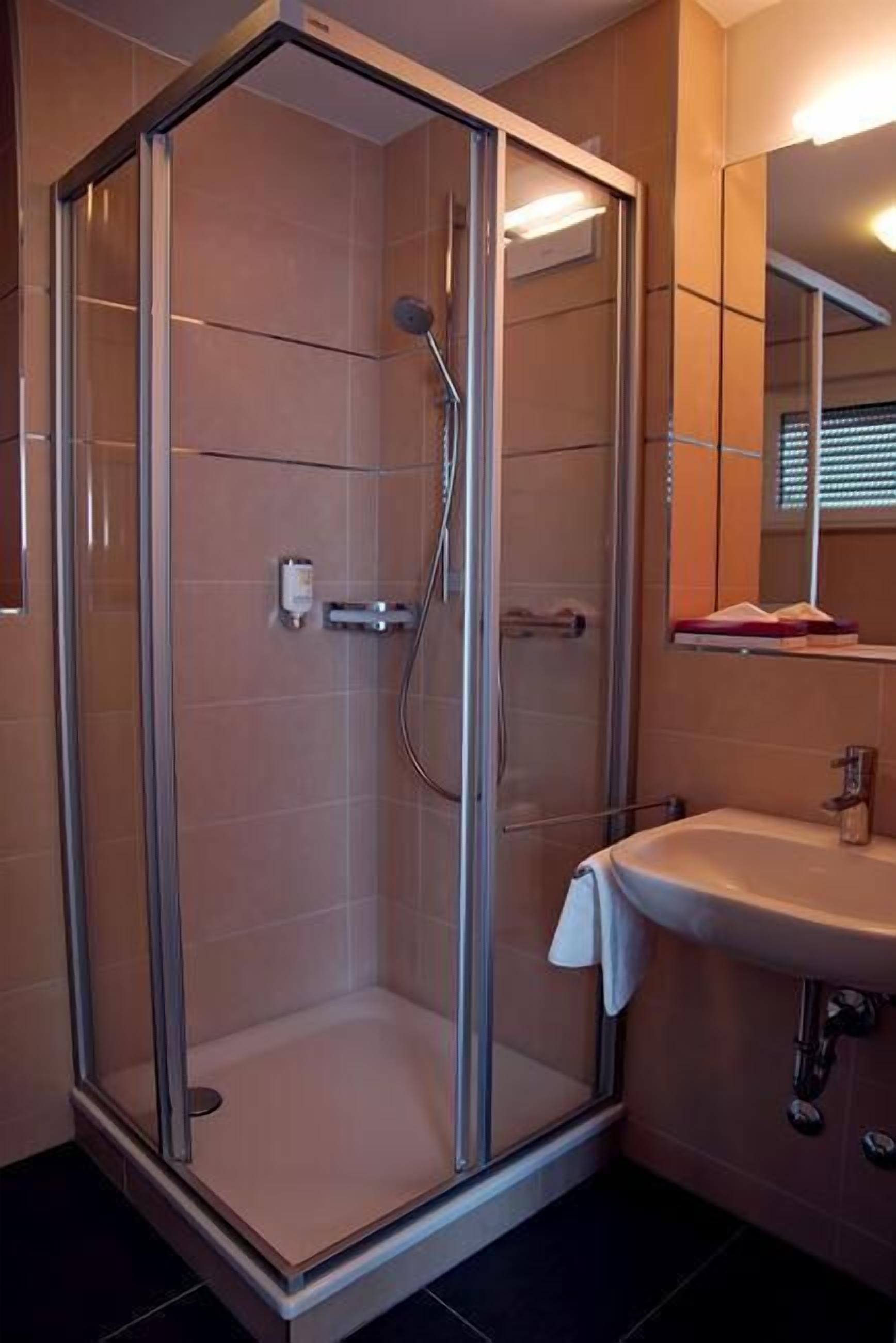 Photo - Milbor Hotel