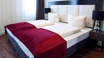 ميني بار وخزنة داخل الغرفة ومكتب وأسرّة أطفال/رضّع (مجانًا)