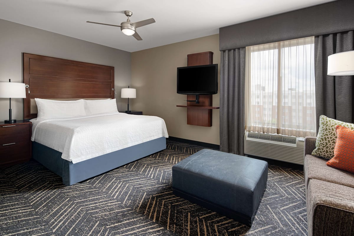 In-room safe, desk, free cribs/infant beds, free WiFi